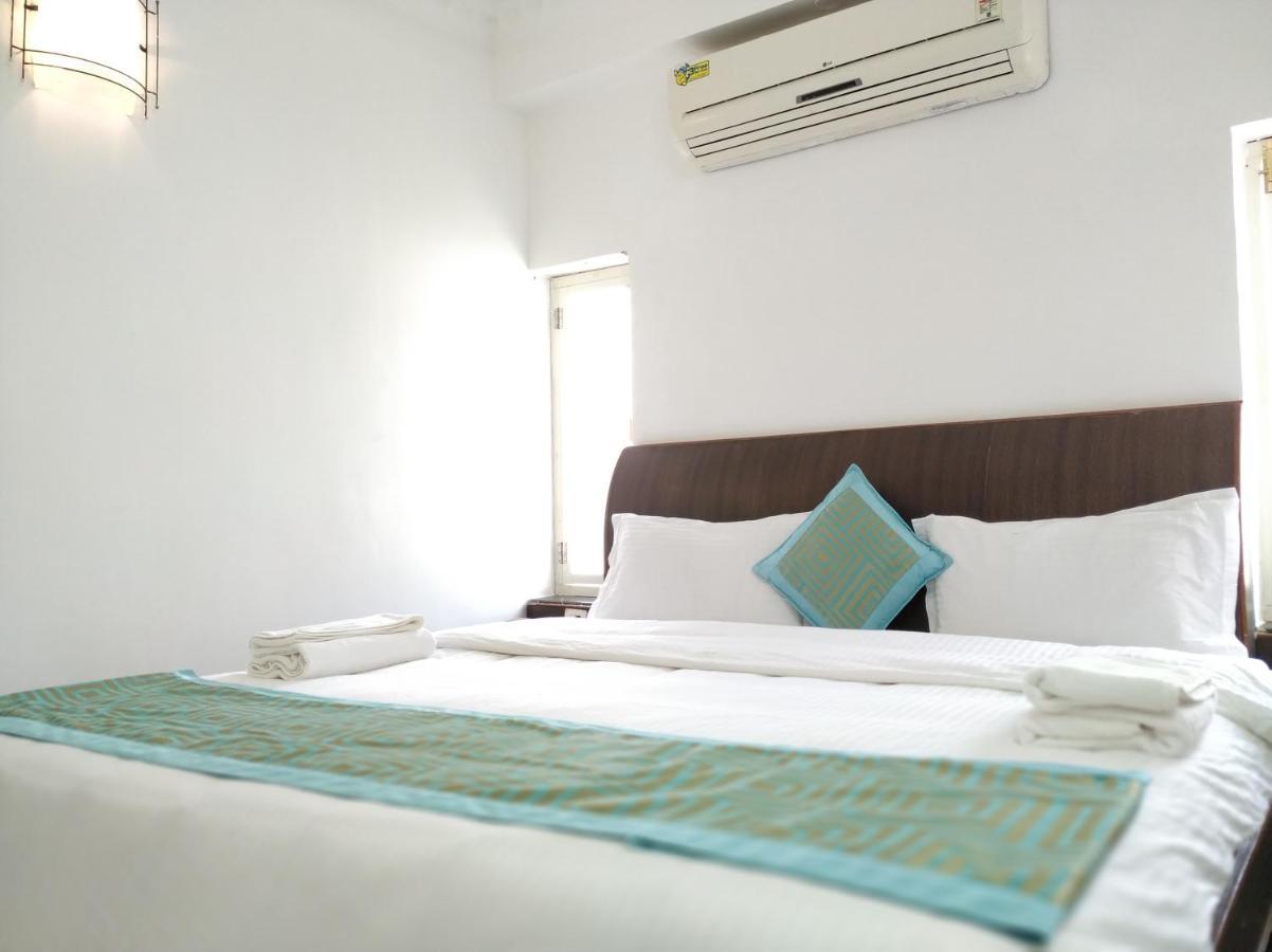 פוטאפארטי Aum Hotel מראה חיצוני תמונה