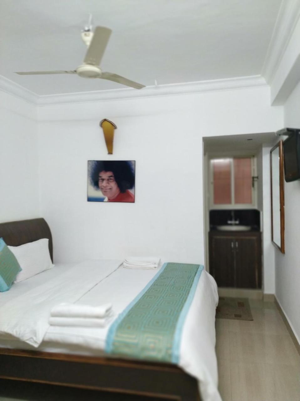 פוטאפארטי Aum Hotel מראה חיצוני תמונה