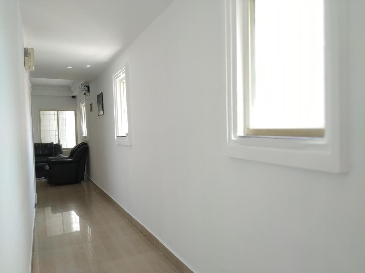 פוטאפארטי Aum Hotel מראה חיצוני תמונה
