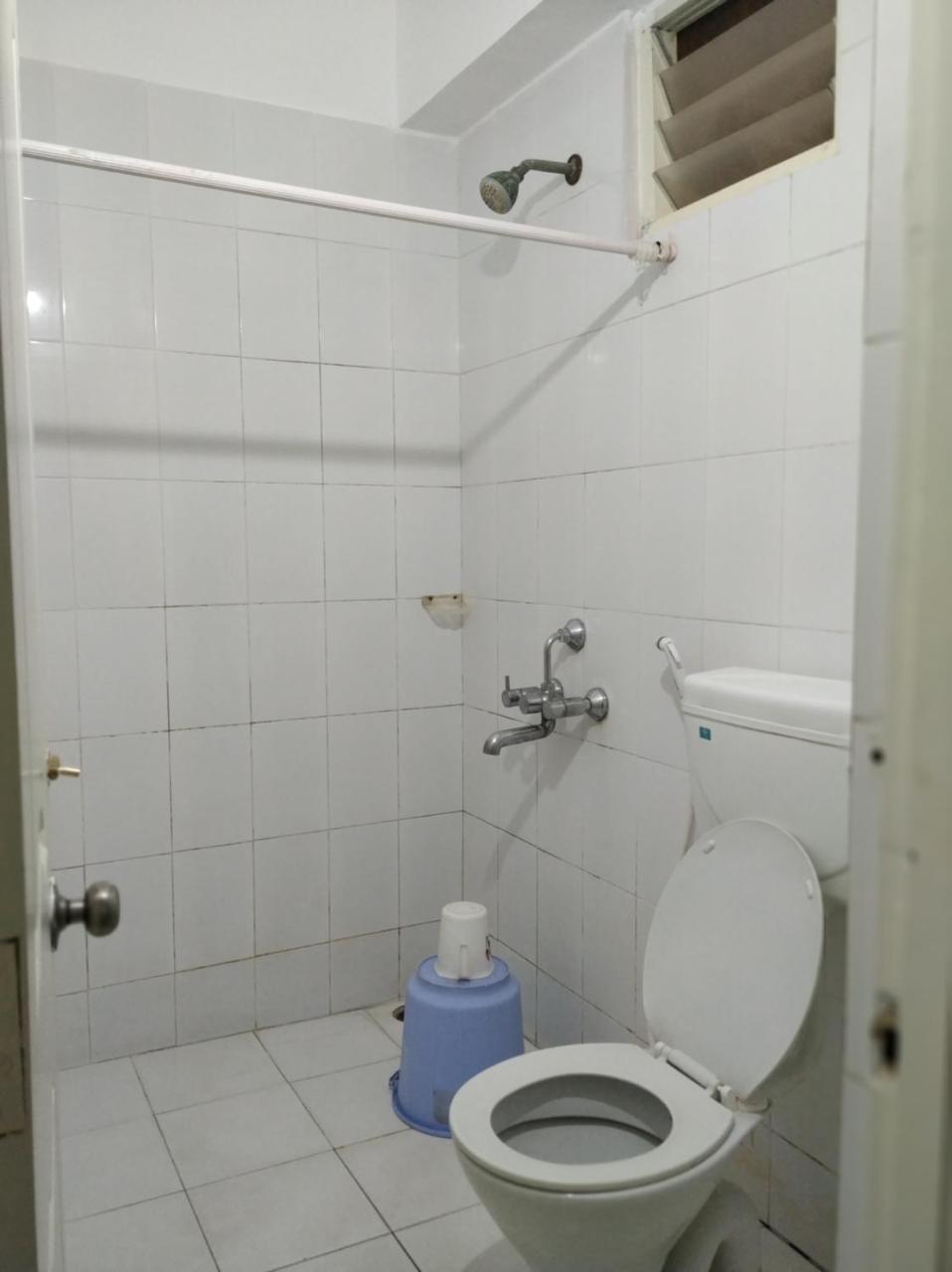 פוטאפארטי Aum Hotel מראה חיצוני תמונה